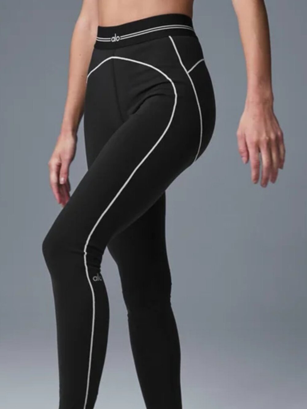 👸Brand new🖤Alo Yoga Airbrush High-Waist Heart Throb Legging Black/White
